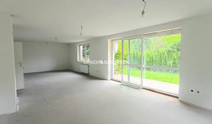 dom wolnostojący, 6 pokoi Zerwana, ul. Diamentowa