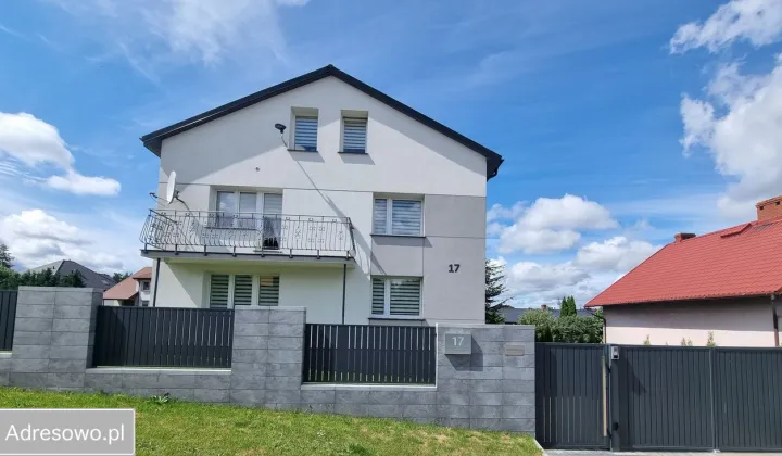 dom wolnostojący, 6 pokoi Luzino
