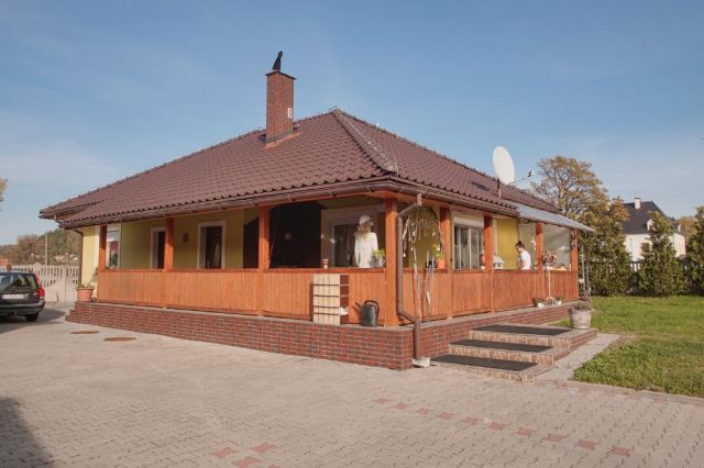 dom wolnostojący Staniszów. Zdjęcie 1