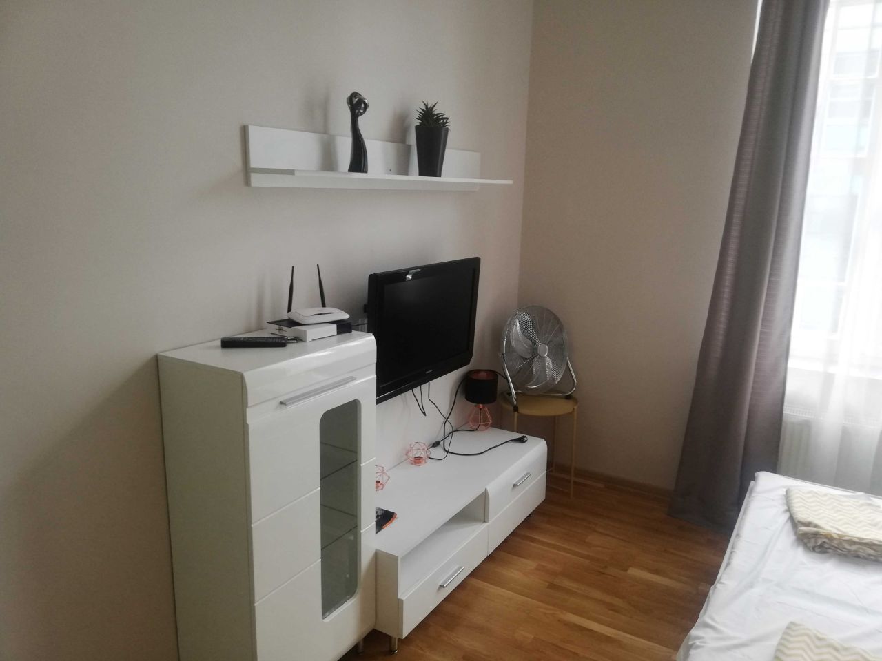 Mieszkanie 2-pokojowe Kraków Śródmieście. Zdjęcie 1