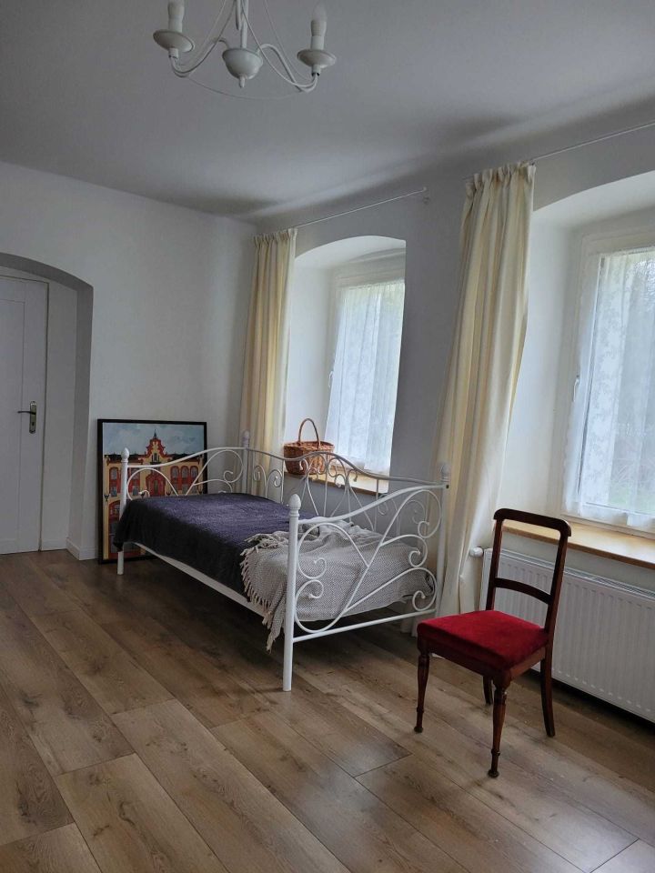 dom wolnostojący, 15 pokoi Unisław Śląski. Zdjęcie 5