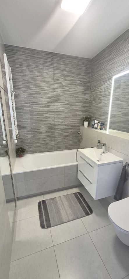 Mieszkanie 4-pokojowe Tychy, ul. Jana Barona. Zdjęcie 8