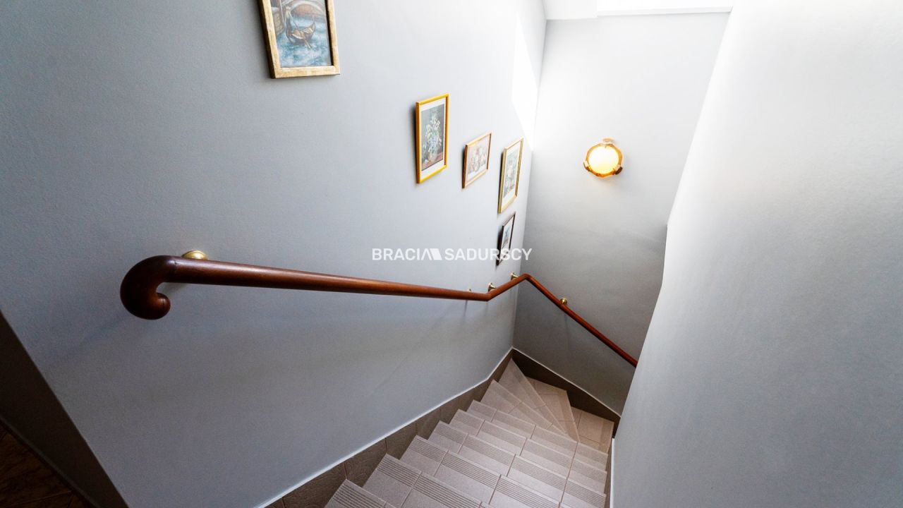 dom wolnostojący, 4 pokoje Brzeźnica. Zdjęcie 10