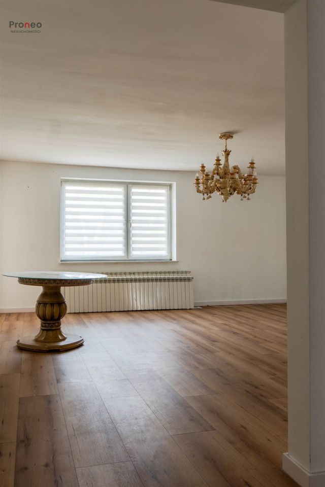 dom wolnostojący, 3 pokoje Stare Miasto. Zdjęcie 9