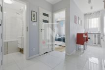 Mieszkanie 3-pokojowe Warszawa Mokotów, al. Wilanowska. Zdjęcie 4