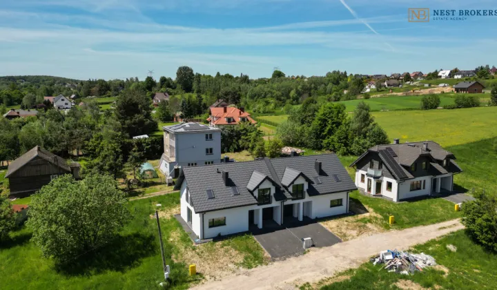 bliźniak, 5 pokoi Koźmice Wielkie Bugaj