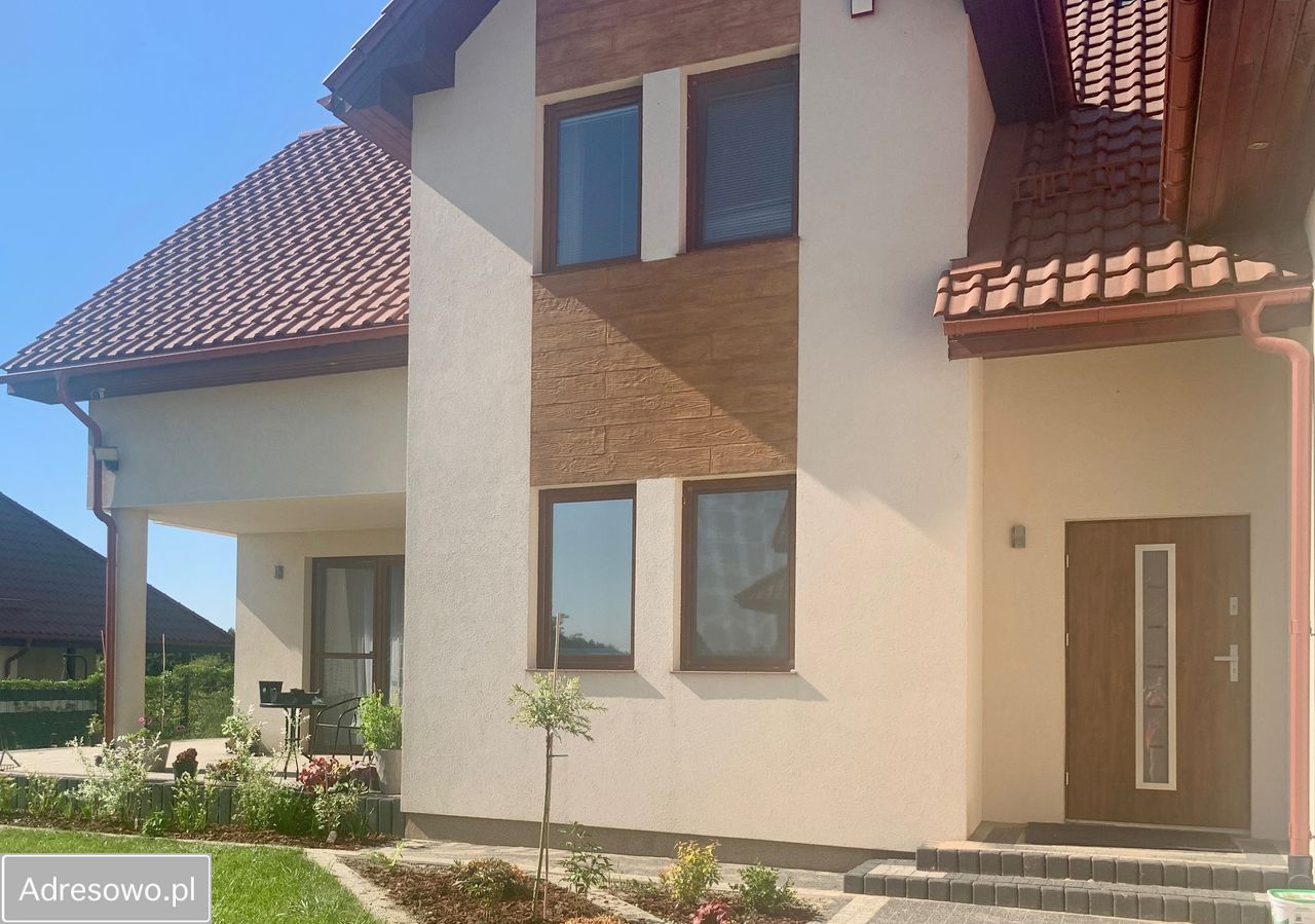 dom wolnostojący, 6 pokoi Rębiechowo. Zdjęcie 1