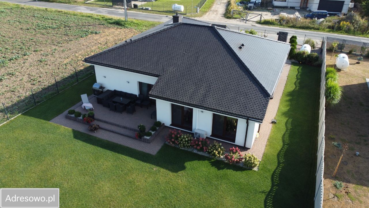 dom wolnostojący, 4 pokoje Kutno. Zdjęcie 13