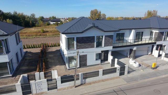 bliźniak, 6 pokoi Opacz Mała. Zdjęcie 13