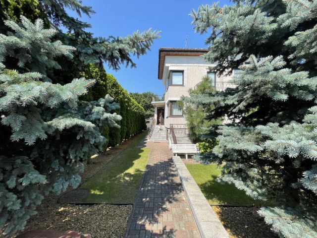 dom wolnostojący, 5 pokoi Augustów Borki, ul. Stanisława Staszica. Zdjęcie 1