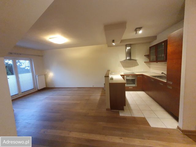 Mieszkanie 3-pokojowe Łomianki, ul. Stanisława Staszica. Zdjęcie 1