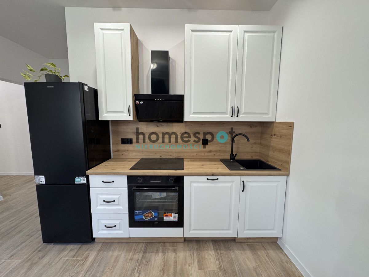 Mieszkanie 2-pokojowe Poznań Łazarz, ul. Kolejowa. Zdjęcie 2