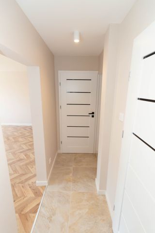 Mieszkanie 3-pokojowe Ostrowiec Świętokrzyski, ul. Iłżecka. Zdjęcie 13