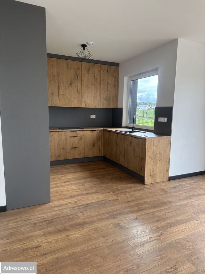 Mieszkanie 4-pokojowe Jarocin. Zdjęcie 9