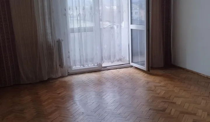 Mieszkanie 3-pokojowe Skarżysko-Kamienna, ul. Kosmonautów