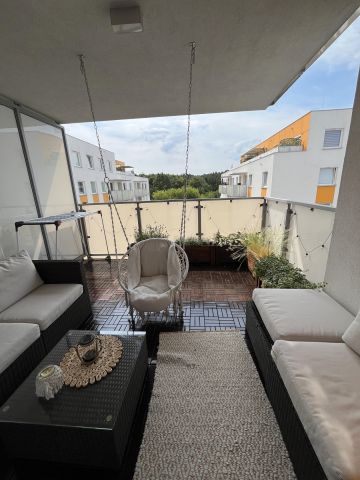 Mieszkanie 3-pokojowe Warszawa Wawer, ul. Korkowa. Zdjęcie 2