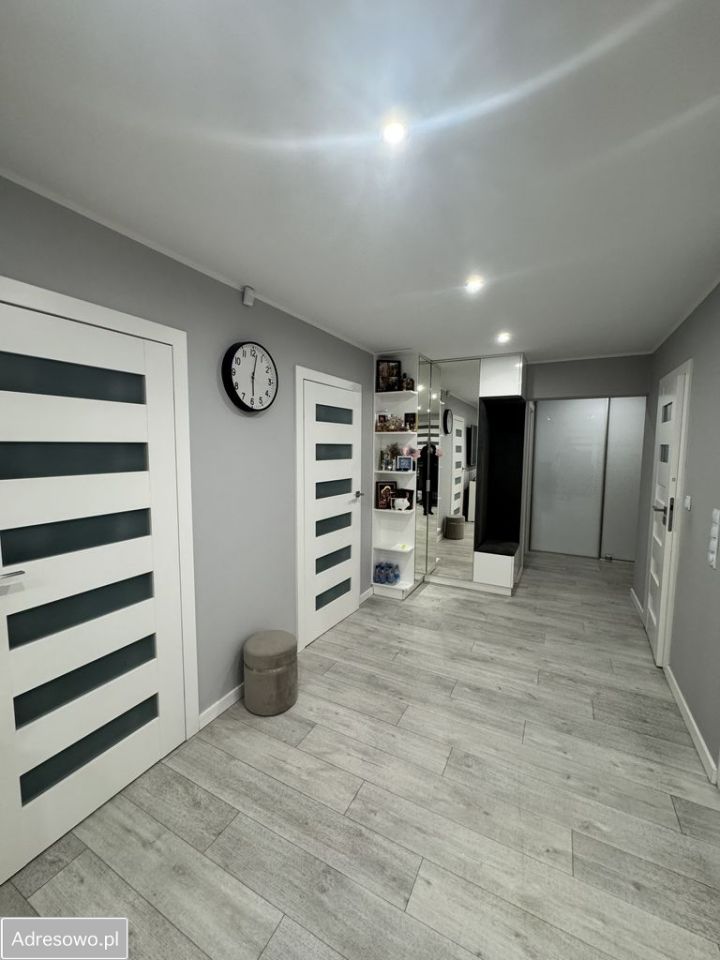 Mieszkanie 3-pokojowe Zabrze, ul. Juliusza Słowackiego. Zdjęcie 3