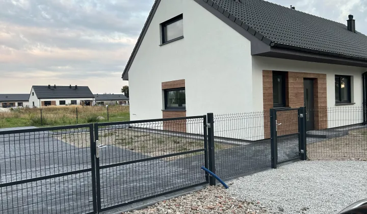 bliźniak, 4 pokoje Rościnno