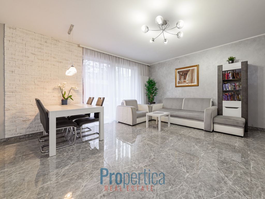 dom szeregowy, 6 pokoi Marki Struga, ul. Błękitna. Zdjęcie 4