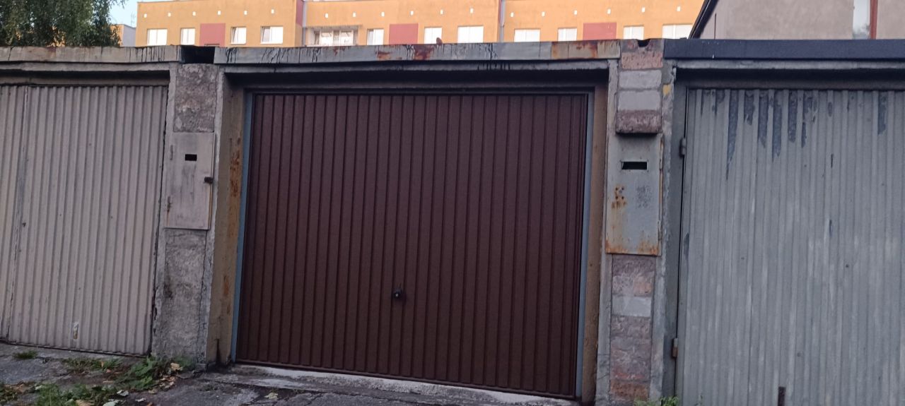 Garaż/miejsce parkingowe Katowice Piotrowice, ul. Aleksandra Fredry