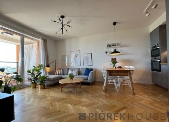 Mieszkanie 3-pokojowe Warszawa Praga-Południe, ul. Motorowa. Zdjęcie 1