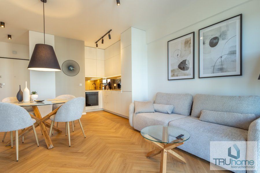 Mieszkanie 2-pokojowe Katowice Śródmieście, ul. Henryka Mikołaja Góreckiego. Zdjęcie 3