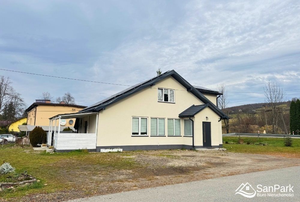 dom wolnostojący, 3 pokoje Baligród. Zdjęcie 2