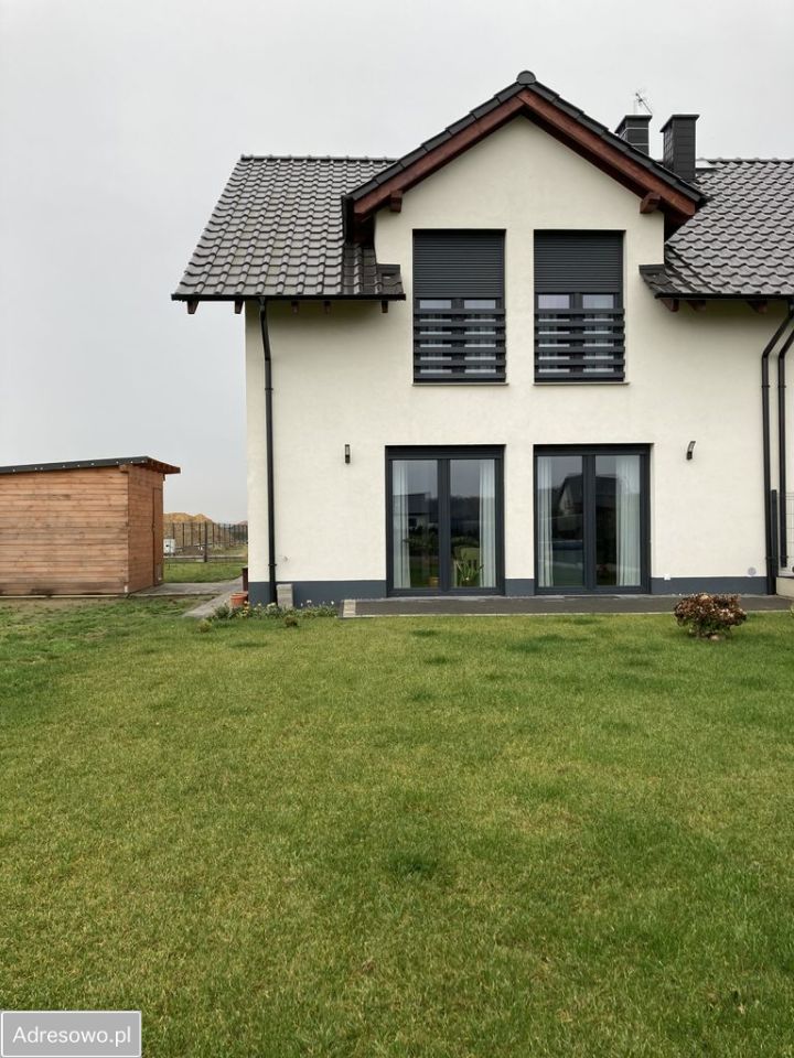 bliźniak, 5 pokoi Nowica. Zdjęcie 16