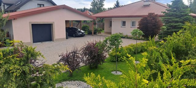 dom wolnostojący, 4 pokoje Rąbień. Zdjęcie 1