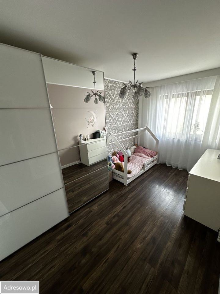 bliźniak, 5 pokoi Skarbimierz-Osiedle. Zdjęcie 7