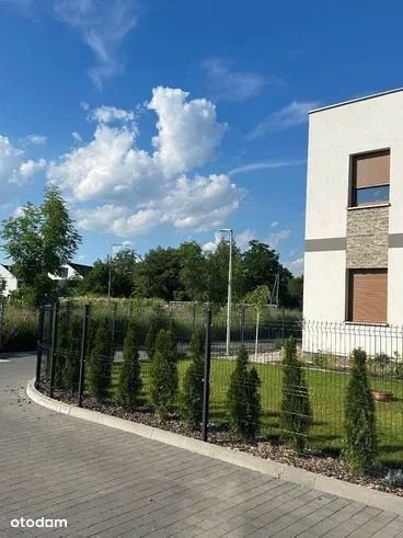 dom szeregowy, 4 pokoje Radwanice. Zdjęcie 11