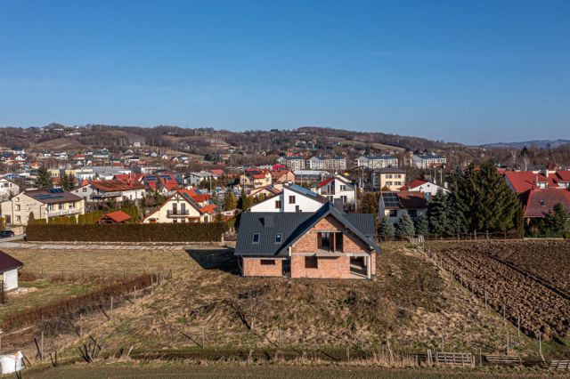 dom wolnostojący, 6 pokoi Tyczyn, ul. Stawowa. Zdjęcie 1