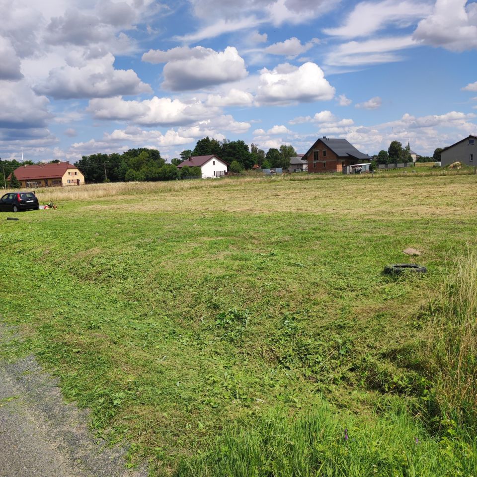 Działka budowlana Uników. Zdjęcie 2