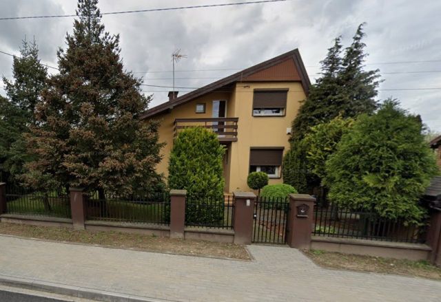 dom wolnostojący, 4 pokoje Łask. Zdjęcie 1