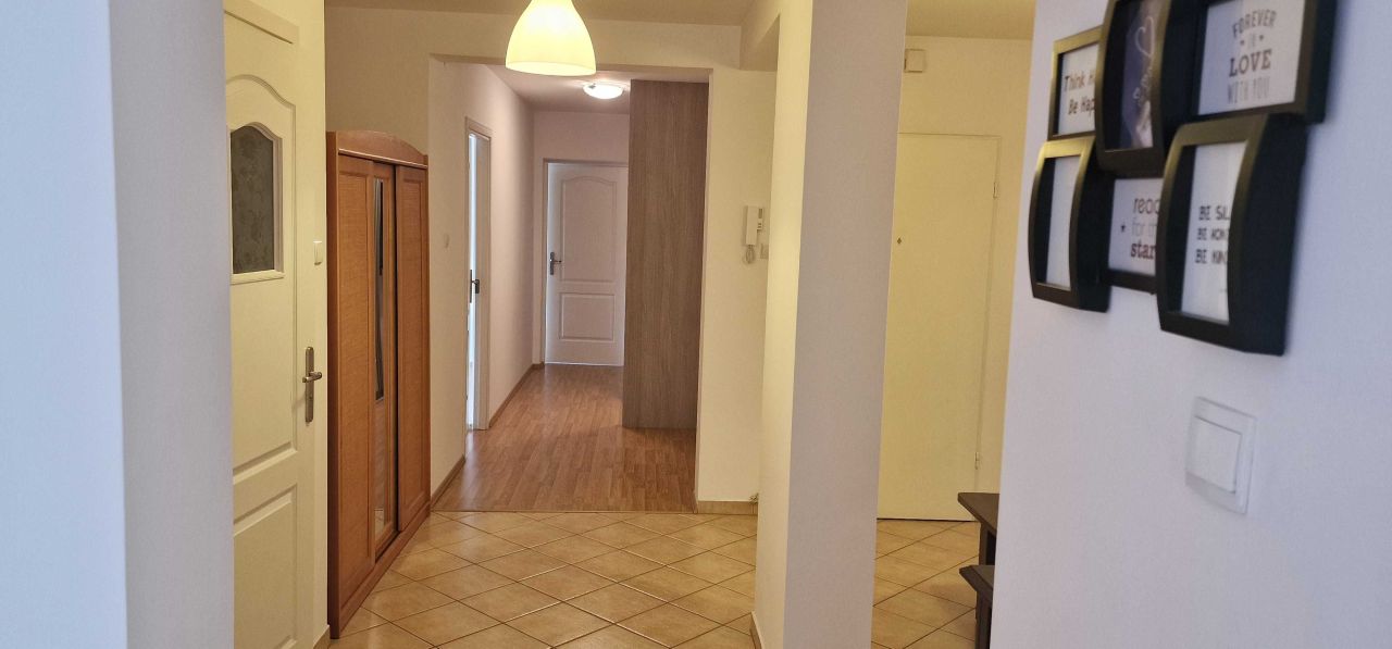 Mieszkanie 3-pokojowe Jelenia Góra Centrum. Zdjęcie 7