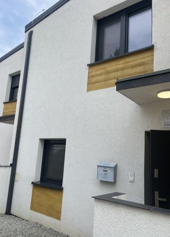 dom szeregowy, 4 pokoje Lubin Stary Lubin, ul. Stary Lubin. Zdjęcie 1