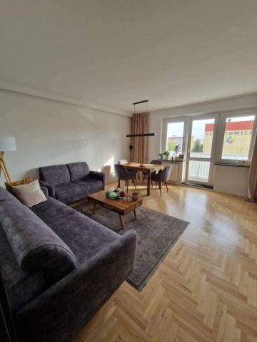 Mieszkanie 2-pokojowe Gdańsk Chełm, ul. Władysława Cieszyńskiego. Zdjęcie 1