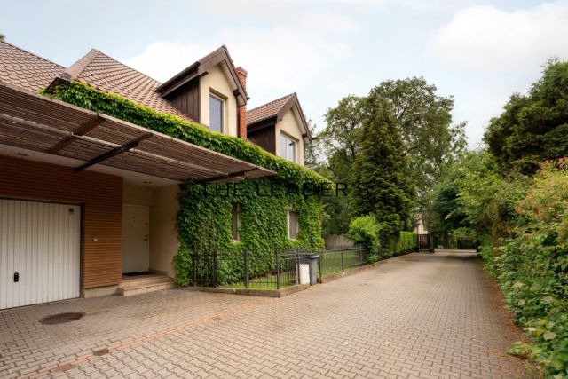 bliźniak, 5 pokoi Konstancin-Jeziorna. Zdjęcie 16