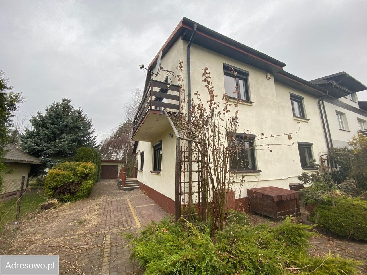 dom wolnostojący, 5 pokoi Bielicha, ul. Pawia. Zdjęcie 1