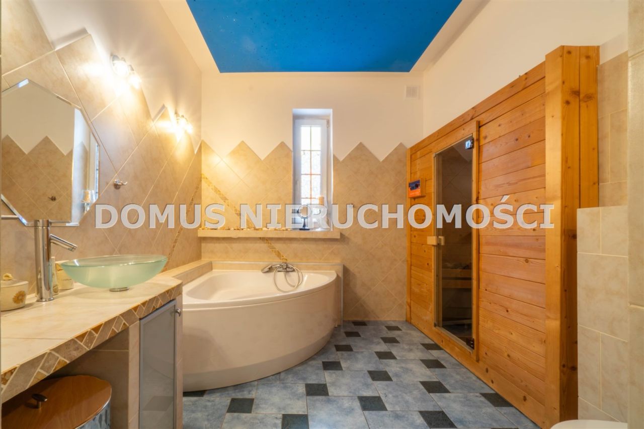 dom wolnostojący, 4 pokoje Brzeziny, ul. Polna. Zdjęcie 13