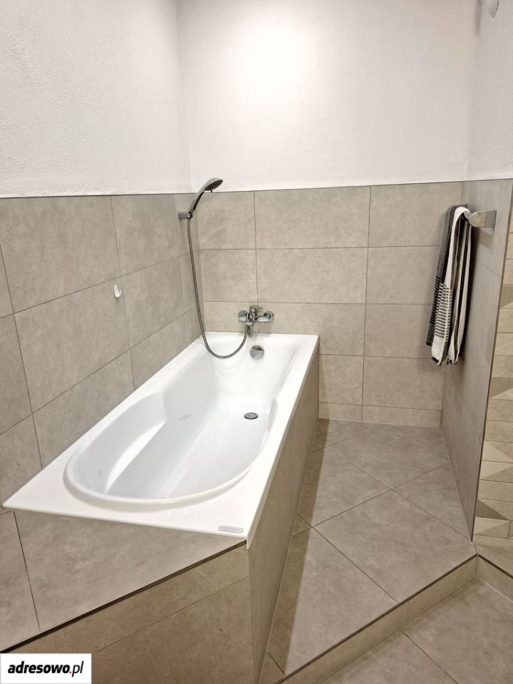 dom wolnostojący, 3 pokoje Glinnik, al. Bukowa. Zdjęcie 16