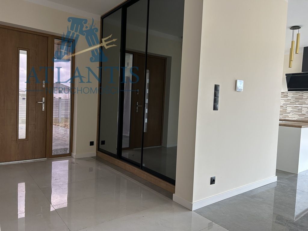 dom wolnostojący, 7 pokoi Niemcz, ul. Krabowa. Zdjęcie 18