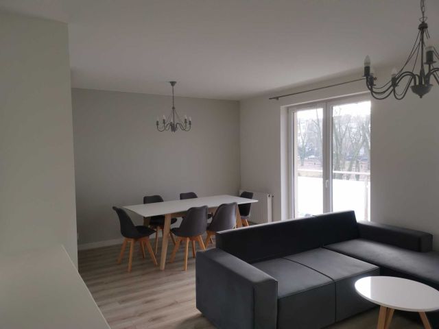 Mieszkanie 4-pokojowe Tomaszów Mazowiecki, ul. Browarna. Zdjęcie 1