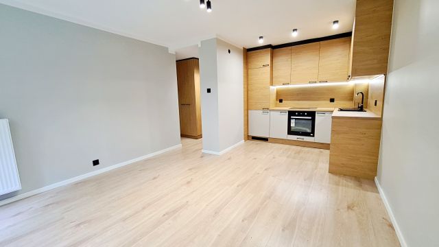 Mieszkanie 1-pokojowe Kraków Bieżanów, ul. Bieżanowska. Zdjęcie 1