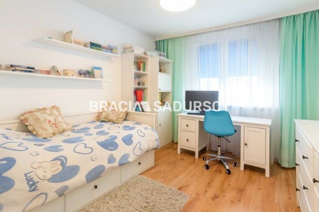 Mieszkanie 3-pokojowe Kraków, ul. Aleksandry. Zdjęcie 3