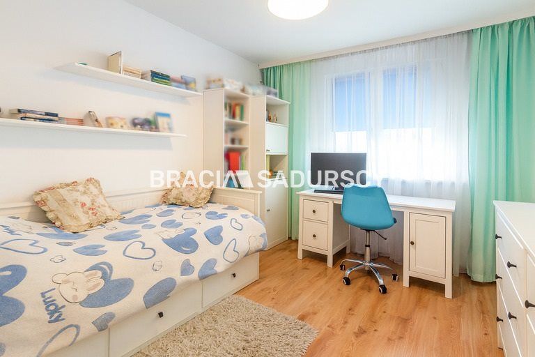 Mieszkanie 3-pokojowe Kraków, ul. Aleksandry. Zdjęcie 3