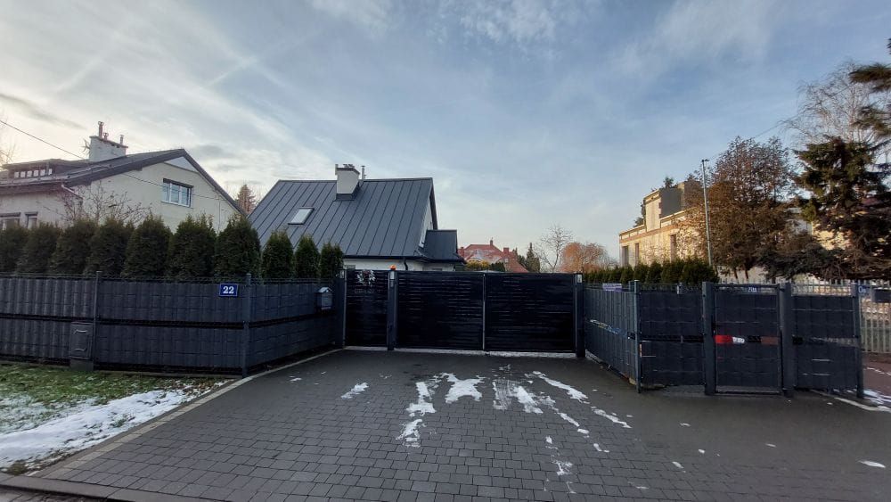 dom wolnostojący, 4 pokoje Michałowice, ul. Regulska