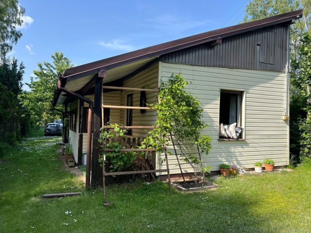 dom letniskowy, 2 pokoje Wola Cyrusowa-Kolonia. Zdjęcie 1