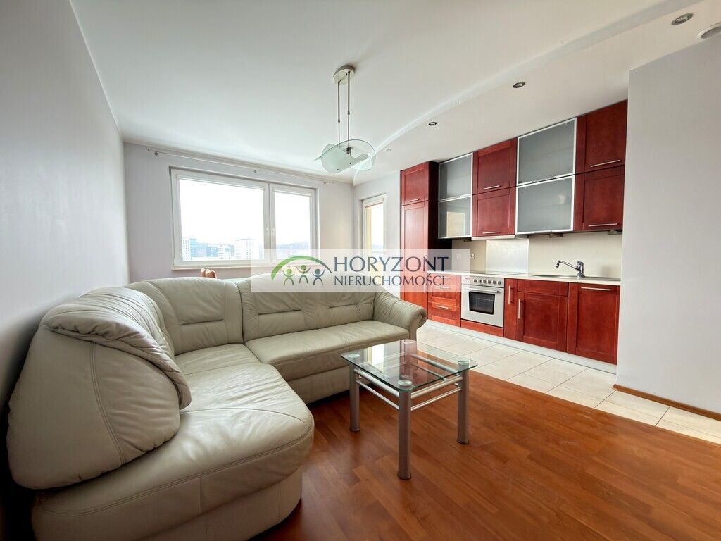 Mieszkanie 2-pokojowe Gdynia Redłowo, ul. Legionów. Zdjęcie 3