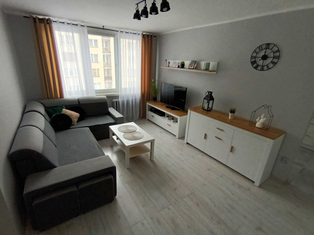 Mieszkanie 3-pokojowe Chorzów, ul. Beskidzka